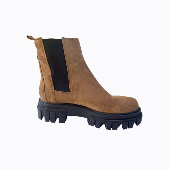Marc Fisher Shoes - Marc Fisher Ankle Boot Chunky Lug Platform Brown Suede Leather Y2K Grunge Sz 9